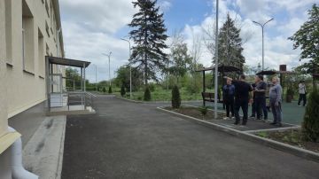 Зампред Правительства РФ оценил работу Бурятии в Старобешевском округе