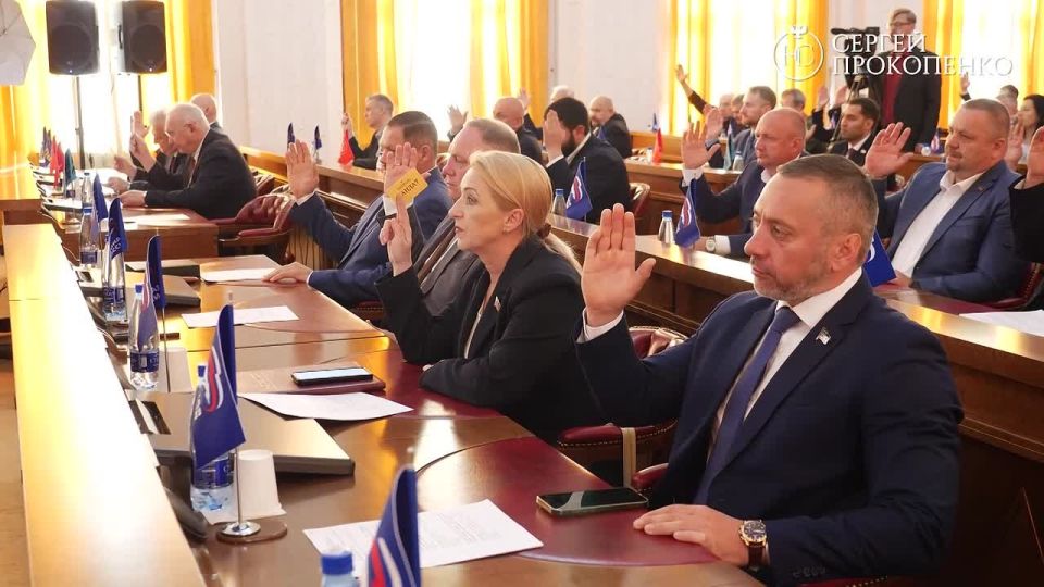 Сергей Прокопенко: Состоялось 89 пленарное заседание Народного Совета Донецкой Народной Республики I созыва