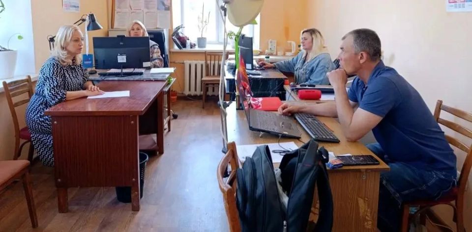 Наталья Бегуненко: Вчера, 29 мая, руководитель Управы Петровского внутригородского района администрации городского округа Донецк Бегуненко Наталья Ивановна провела встречу с сотрудниками Петровского отделения Фонда...