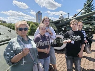 В честь Дня защиты детей для юных Дончан была организована масштабная акция – раздача бесплатных билетов на самые популярные аттракционы любимого парка им. А.С. Щербакова