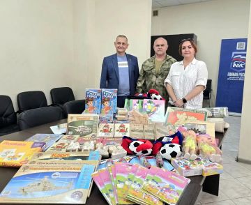 Дмитрий Огилец: В День защиты детей "Единая Россия" объявила о начале Всероссийской акции "Коробка храбрости", направленную на поддержку детей, проходящих длительное лечение и реабилитацию в медицинских учреждениях