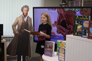Во всех модельных библиотеках Республики и центрах «Русское слово» с успехом прошёл литературный марафон, приуроченный ко Дню русского языка и дню рождения А.С. Пушкина