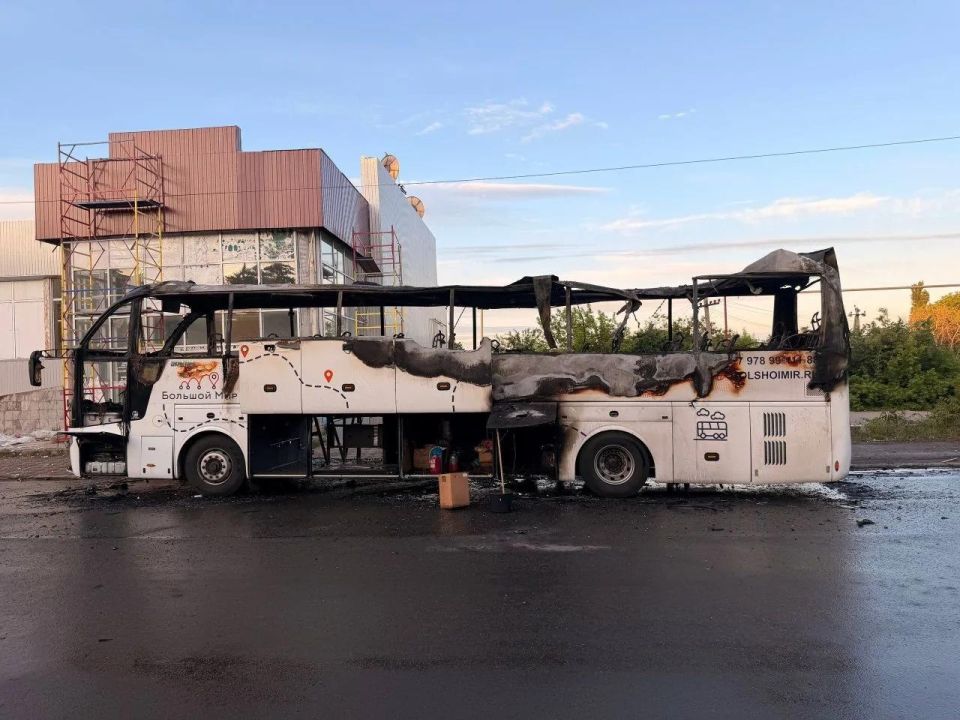 Закрыла собой сына: пострадавшую при атаке ВСУ на автобус перевезли в больницу Ярославля