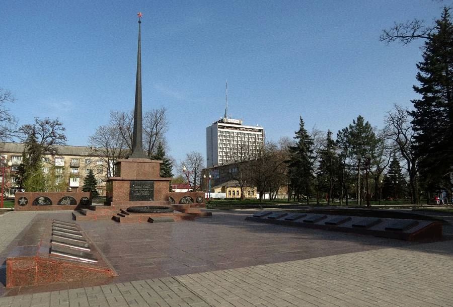 В Макеевке обсуждают возможность обновления Сквера Славы
