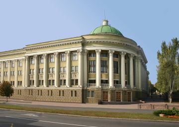 Александр Волошин: #ХроникиДонбасса Главное книгохранилище Республики: библиотека имени Крупской