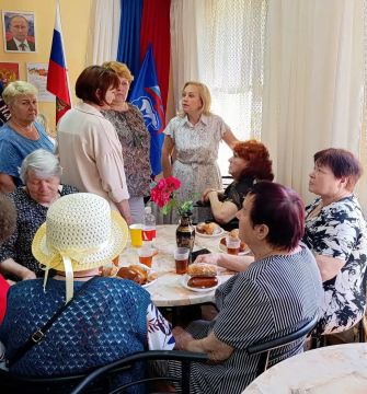 Наталья Бегуненко: По поручению Главы ДНР Дениса Пушилина в Петровском районе продолжаются встречи с населением