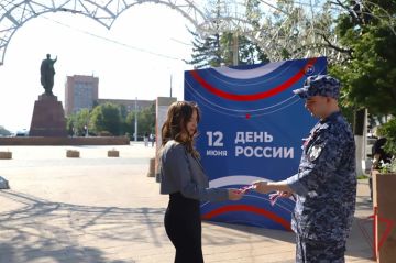 Росгвардия принимает участие в мероприятиях в честь Дня России (видео)