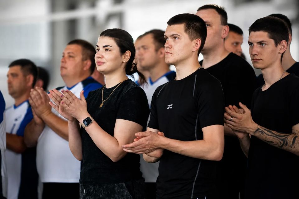 Судебные приставы ДНР приняли участие в турнире по волейболу, посвящённом Дню России