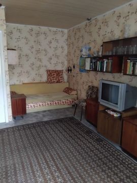 Продам 1 комнатную квартиру, Текстильщик, ОШ 88, улица Петровского 99А