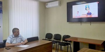 Юрий Атаманов: Посмотрел прямую линию Главы муниципального образования г.о. Донецк Алексея Кулемзина. В прямом эфире также выступила руководитель филиала фонда «Защитники Отечества» в ДНР, Марина Соловарова