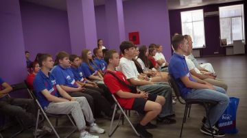 Депутаты Народного Совета приняли участие в памятных мероприятиях ко Дню ветеранов боевых действий