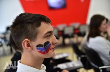 Характер и готовность действовать: Добровольский о сильных сторонах молодежи ДНР