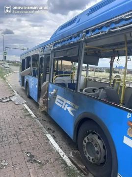 Годовалая девочка находится в тяжёлом состоянии после атаки ВСУ на гражданский автобус в Белгородской области, она госпитализирована, сообщает врио губернатора