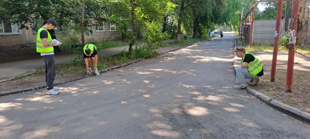 Донецкая академия транспорта более 30 лет осуществляет подготовку специалистов для транспортной отрасли и выполняет реальные научно-технические проекты по совершенствованию транспортной инфраструктуры, к выполнению которых...
