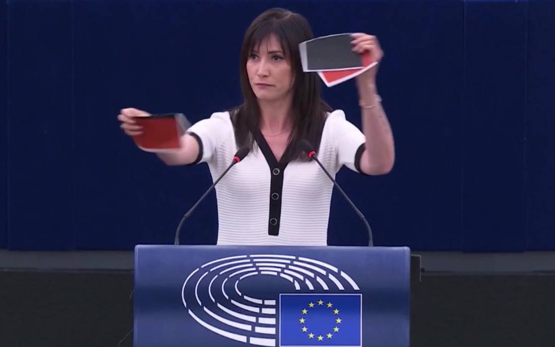 Европарламент принял резолюцию с осуждением Зеленского за чествование «героев УПА*»
