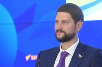 Александр Волошин: Принял участие в пресс-конференции, посвященной проведению Международного Кубка Дружбы по футболу под эгидой проекта «Код непокоренных»