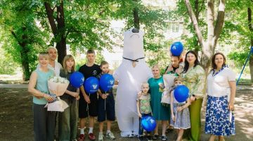 Анна Кондрыкинская: В честь Дня семьи, любви и верности мы встретились с удивительными людьми, чьи сердца вмещают невероятную любовь