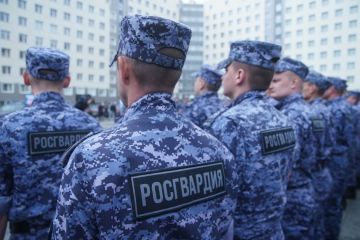 Росгвардейцы оказали помощь жителям ДНР, пострадавшим при взрыве боеприпаса
