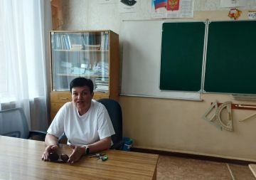 Сегодня, 13 июля 2026 года, В рамках проектов «Управдом» и "Школа ЖКХ", активист района Марина Комарь провела встречу жителями по адресу ул. Петровского, 51