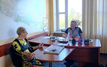 Наталья Бегуненко: Заместитель руководителя Управы Петровского внутригородского района Администрации городского округа Донецк Сергей Васильевич Чуб провёл еженедельный приём жителей района