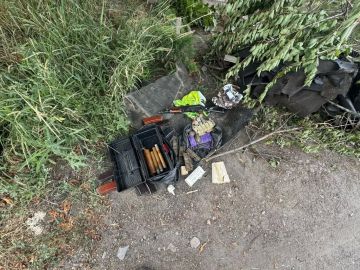 Полицейские изъяли у жителя Донецка арсенал оружия и боеприпасов