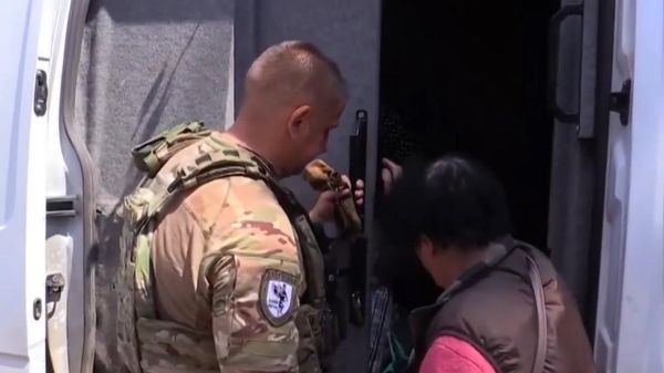 Украинские боевики предлагают жителям Дружковки сдаваться в плен для обмена