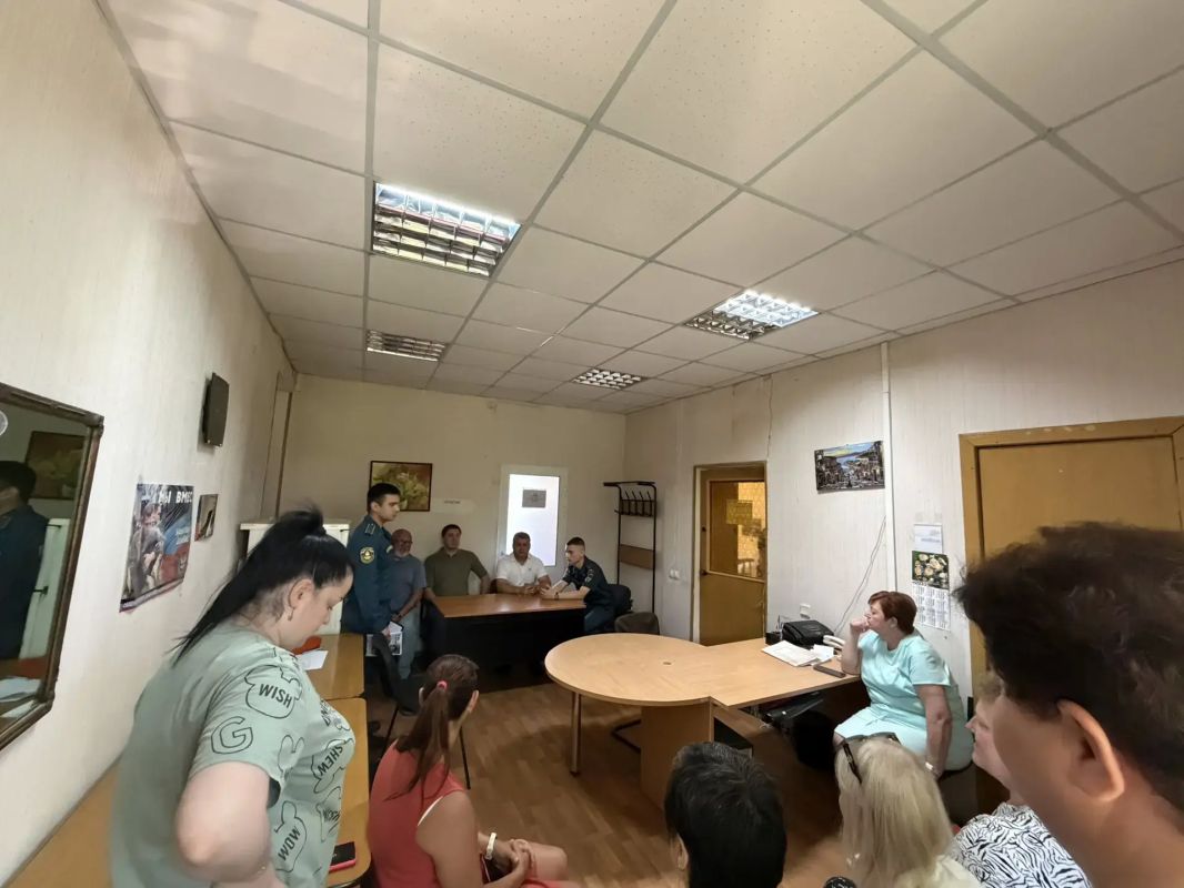 Встречи с трудовым коллективом в Ленинском районе города Донецка продолжаются