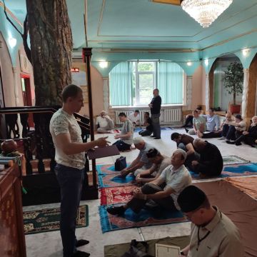 Сегодня, 24 июля 2026 года, в Кировском районе города Донецк по адресу: ул. Нижнедворцовая, 7 прошла встреча с мигрантами, проживающими в районе
