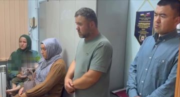 Дети мигрантов потушили Вечный огонь и лишили свои семьи гражданства