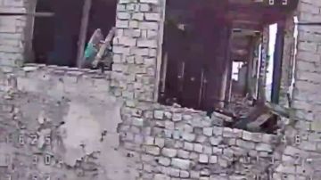 Опубликованы кадры боев за Краснодарское в ДНР
