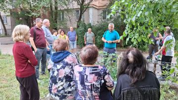 На улице Университетской выбрали старшего по дому и наметили план благоустройства в рамках проекта «Управдом»