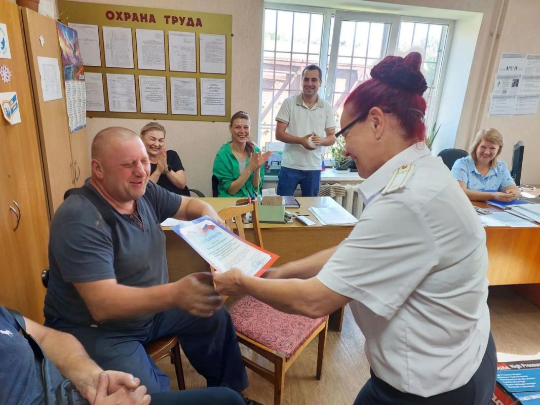 Сегодня, 31 июля, на территории Автобазы специализированной техники Донецкого филиала ФГУП «ЖДН» прошли праздничные мероприятия, посвящённые Дню железнодорожника