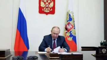 Владимир Путин подписал закон, упрощающий регистрацию автомобилей в ДНР, ЛНР, Запорожской и Херсонской областях