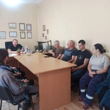 На связи с жителями: Артем Менякин встретился с коллективом Комсомольского рудоуправления