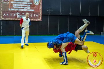 Чемпионат территориального органа Росгвардии по самбо прошёл в ДНР