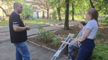 Валентин Левченко: Встреча с жителями дома № 4 по ул. Титова в рамках партпроекта «Управдом»: обсудили важные вопросы и выбрали старшего по дому