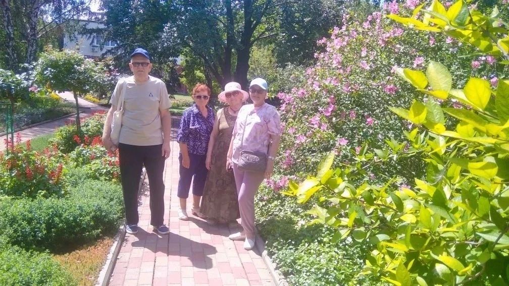 В гостях у природы: незабываемая прогулка по Донецкому ботаническому саду