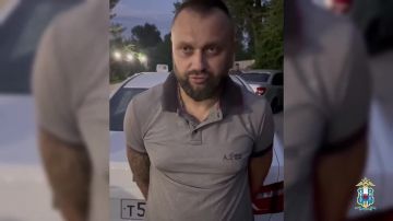 Перекуп из Мелитополя оставил без автомобилей многоэтажку в Ростове-на-Дону