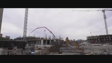 Денис Пушилин: Сегодня свой профессиональный праздник отмечают те, кто возрождает Донбасс