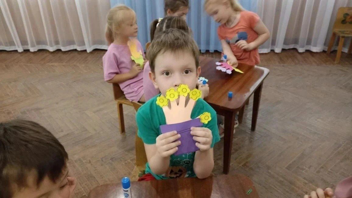 «Моя семья - это…»: о самом важном с дошкольниками Донецка