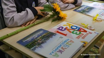 Родители школьников в среднем потратят 17,8 тыс