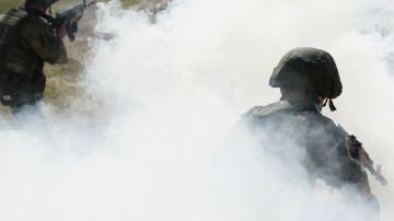Российские военнослужащие освободили Петровку в ДНР