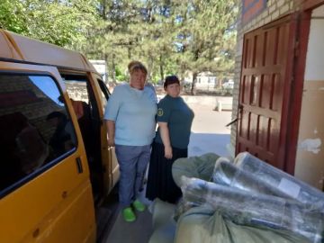 Забота о здоровье: Докучаевское отделение КСВО передало матрасы в больницу