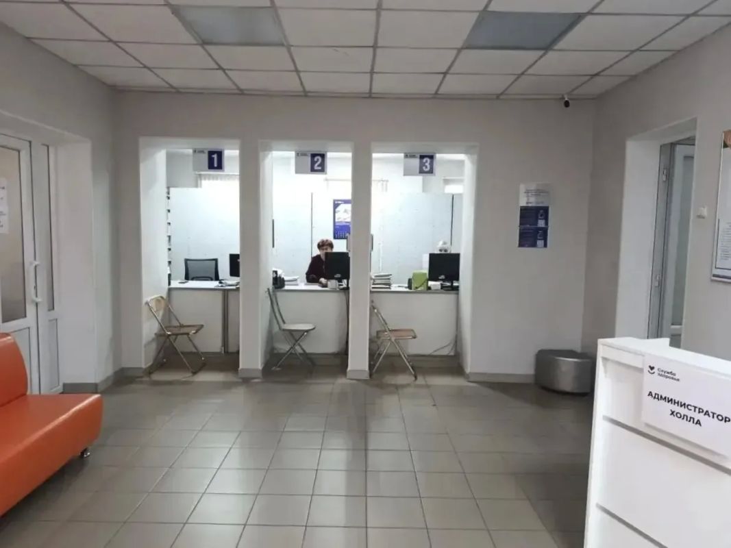 Продолжаем создавать новые комфортные условия для пациентов в регистратурах поликлиник