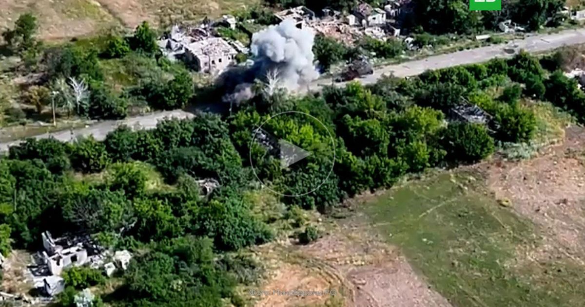 Минобороны показало видео боев за поселок Матяшево