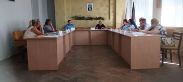 Сегодня, 25 августа, в Управе Калининского внутригородского района администрации городского округа Донецк состоялось заседание комиссии по делам несовершеннолетних и защите их прав