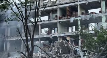 Киевский и Калининский районы Донецка сегодня подверглись массированной атаке
