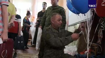Школьный альбом из Авдеевки восстановят и передадут в музей