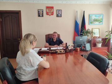 Сегодня, 31 августа 2026 года, в Управе Кировского внутригородского района Администрации городского округа Донецк ДНР руководитель Управы Алексей Дмитрюк провел личный прием граждан