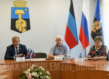 Алексей Кулемзин: Сегодня состоялось очередное заседание межведомственного штаба по вопросам охраны здоровья граждан в муниципальном образовании городского округа Донецк, созданного по поручению Главы ДНР Дениса Пушилина
